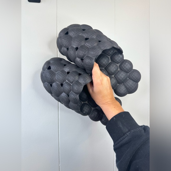 Bubble Slides - Picture 3 of 5